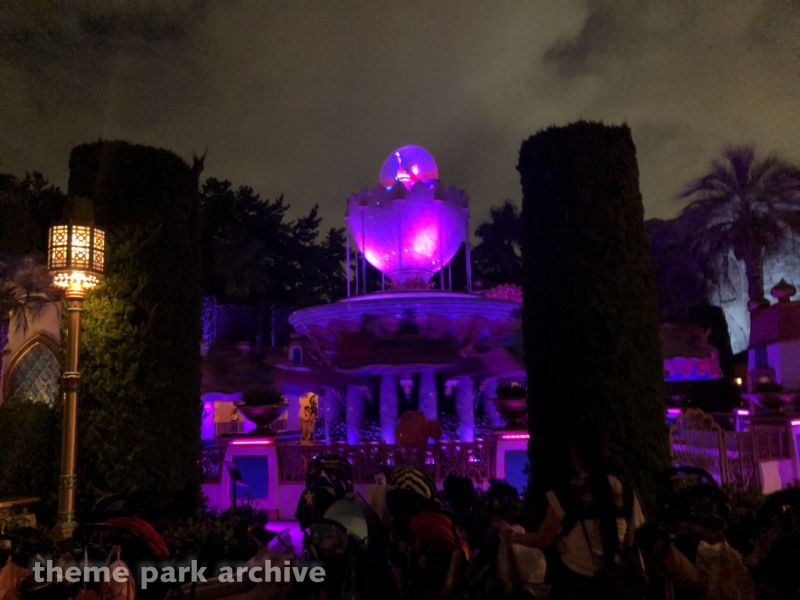 Jasmine's Flying Carpets at Tokyo DisneySea