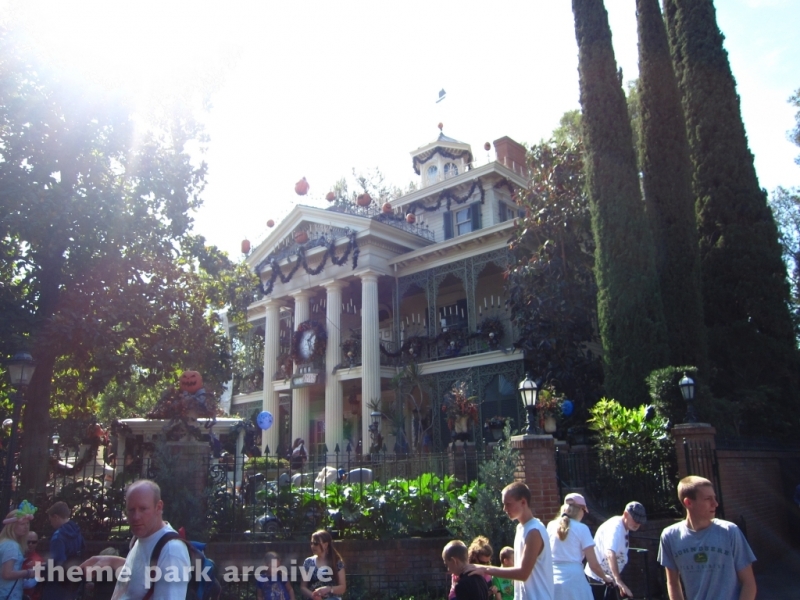 Haunted Mansion at Disneyland