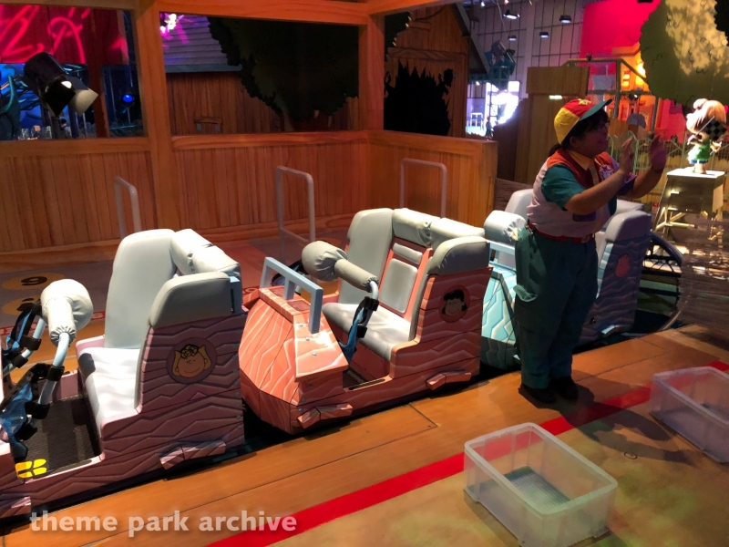 Snoopy's Great Race at Universal Studios Japan