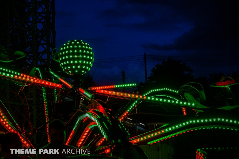 The Spider at Lakeside Amusement Park