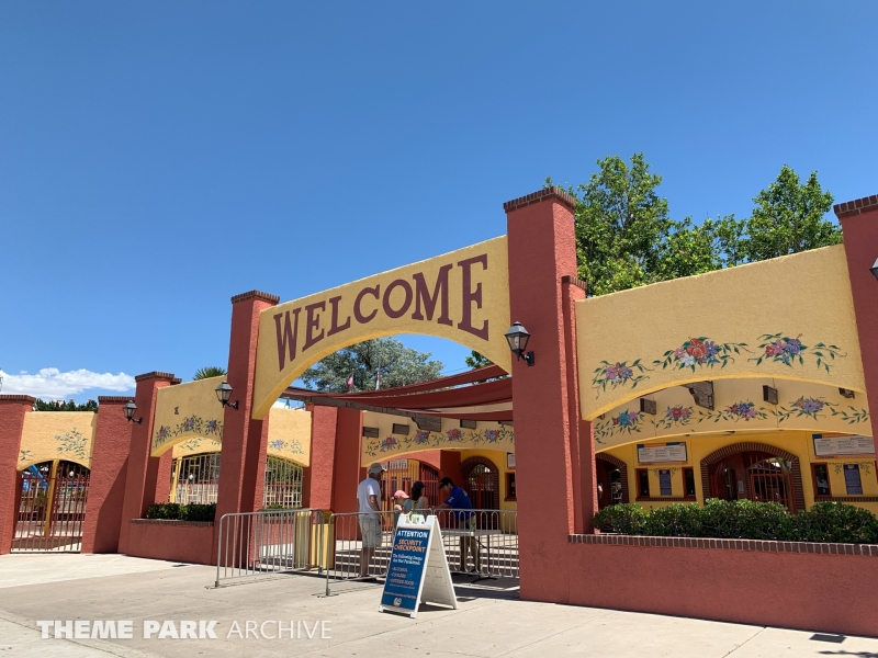 Entrance at Cliff's Amusement Park