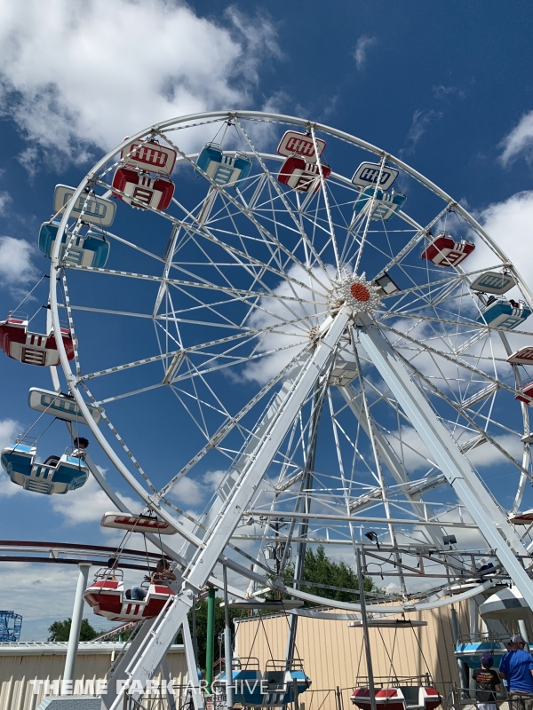 Wonder Wheel at Wonderland Amusement Park
