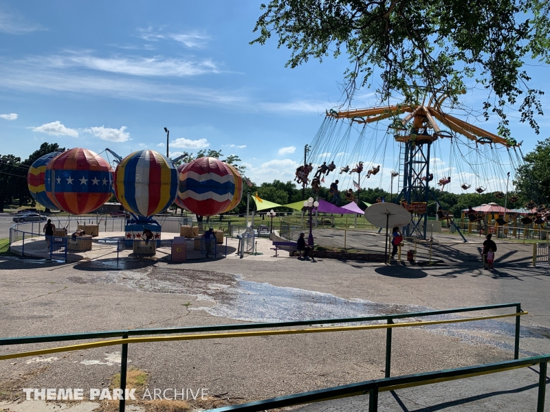 Fiesta Swing at Wonderland Amusement Park