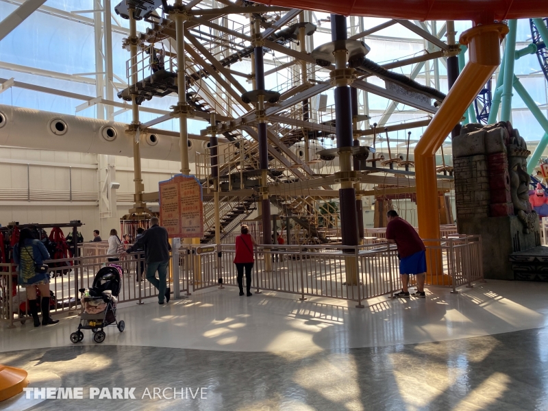 Legends of the Hidden Temple Challenge at Nickelodeon Universe at American Dream
