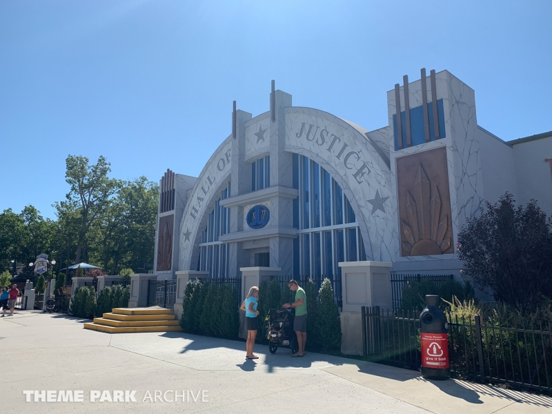 Justice League: Battle For Metropolis at Six Flags Great Adventure