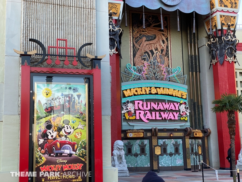 Mickey & Minnie's Runaway Railway at Disney's Hollywood Studios