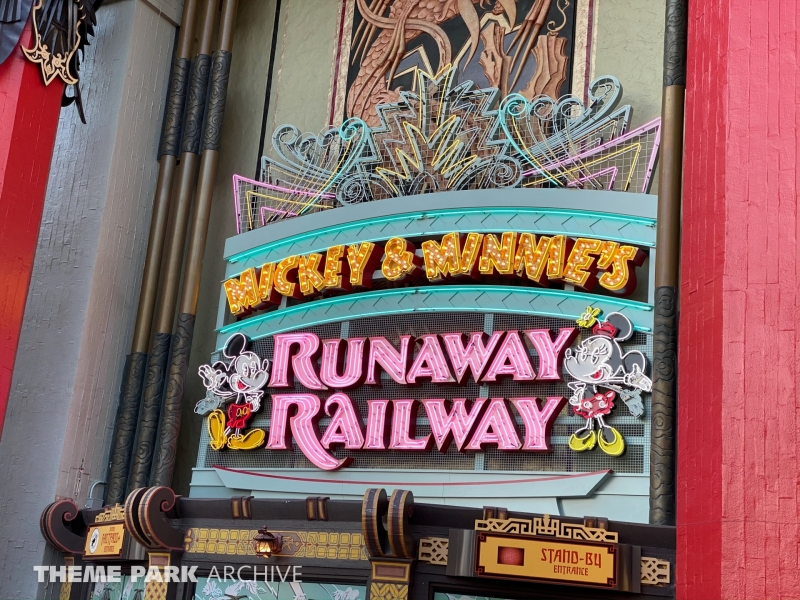 Mickey & Minnie's Runaway Railway at Disney's Hollywood Studios