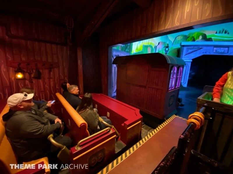 Mickey & Minnie's Runaway Railway at Disney's Hollywood Studios