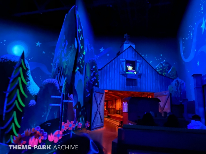 Mickey & Minnie's Runaway Railway at Disney's Hollywood Studios