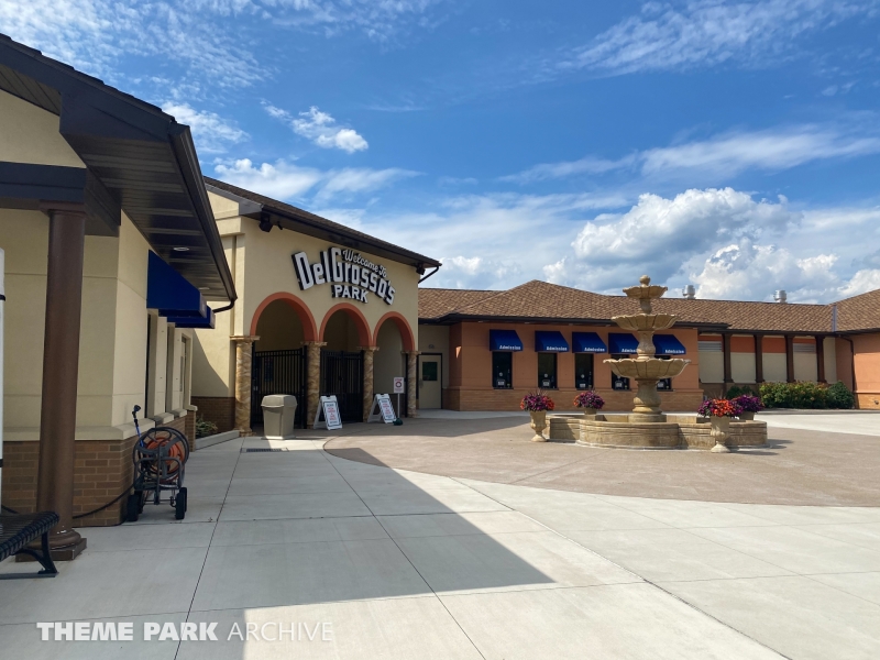 Entrance at DelGrosso's Amusement Park