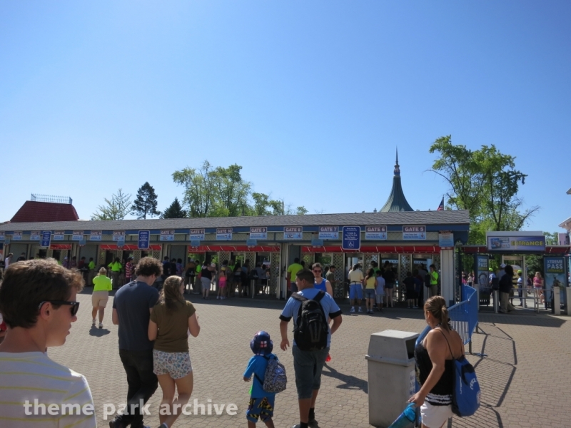 Carousel Plaza at Six Flags Great America