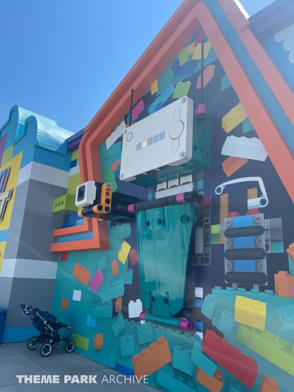 Robotics Play Center & Creative Workshop at LEGOLAND New York