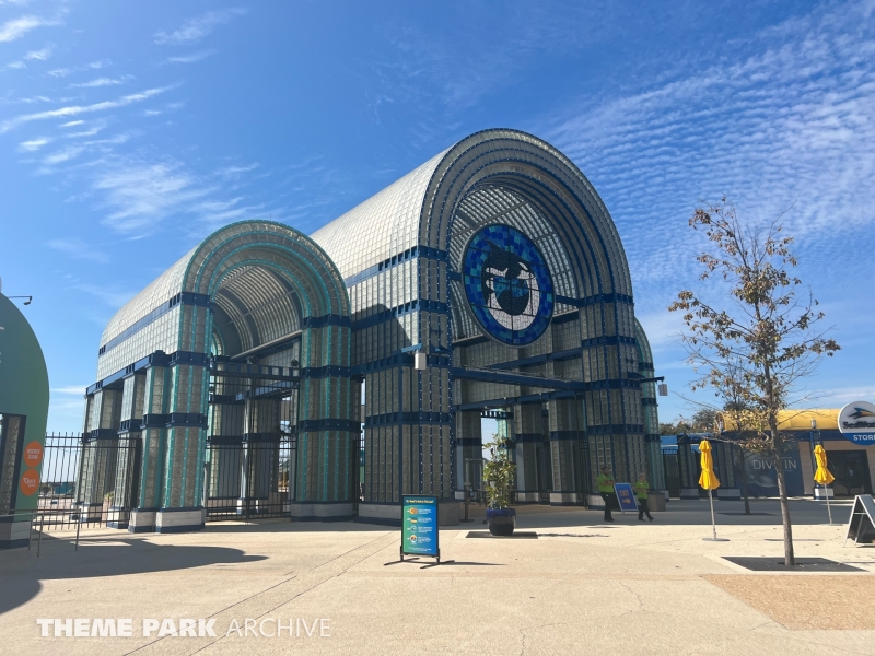 Entrance at SeaWorld San Antonio