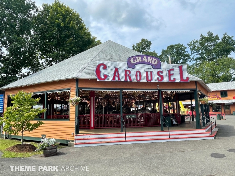 Grand Carousel at Quassy Amusement Park