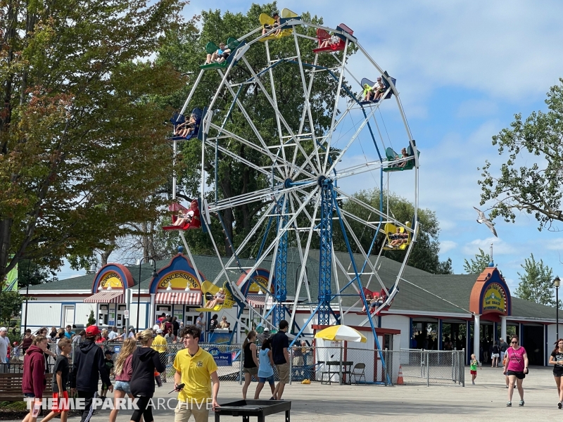 Ferris Wheel at Bay Beach Amusement Park