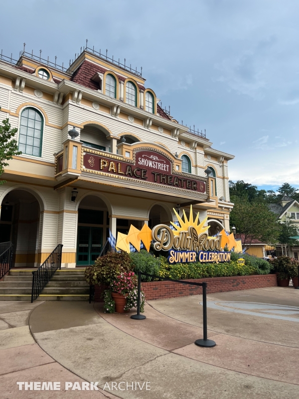 Palace Theater at Dollywood