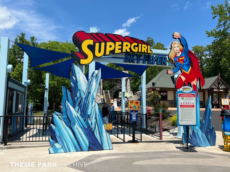 Supergirl Sky Flyer at Six Flags St. Louis