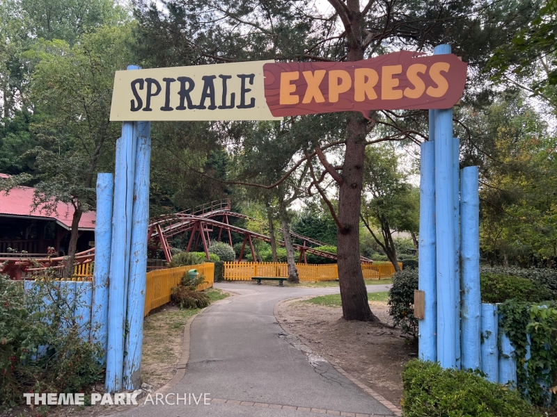 La Spirale Express at Bagatelle