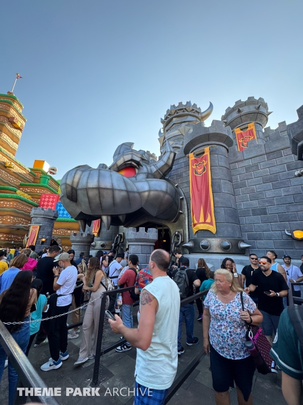 Mario Kart: Bowser's Challenge at Universal Studios Hollywood