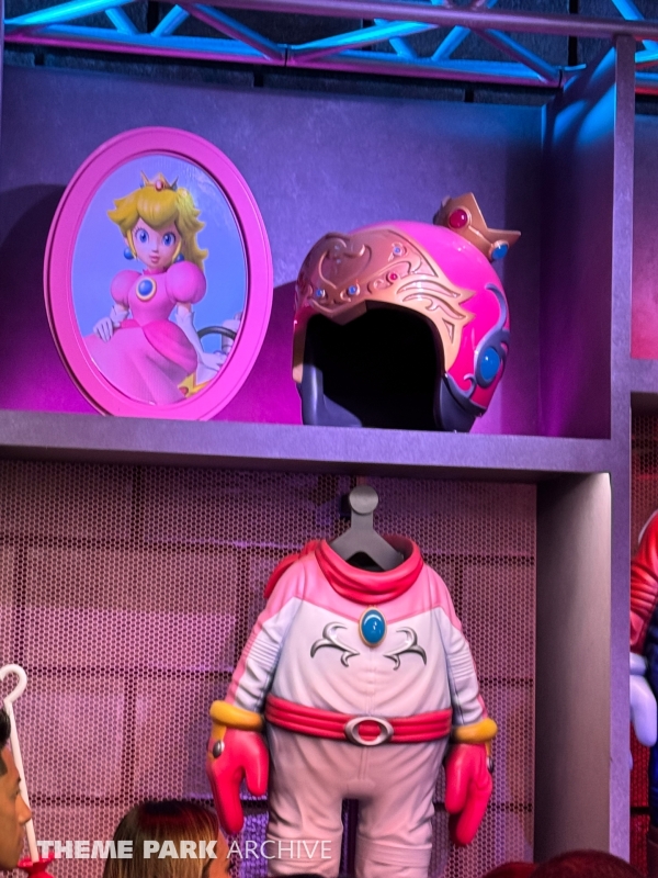 Mario Kart: Bowser's Challenge at Universal Studios Hollywood