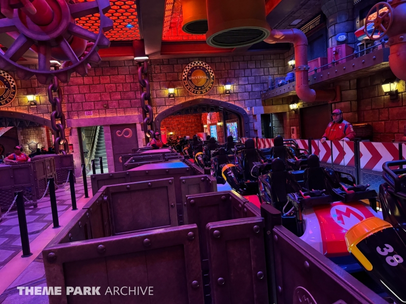 Mario Kart: Bowser's Challenge at Universal Studios Hollywood