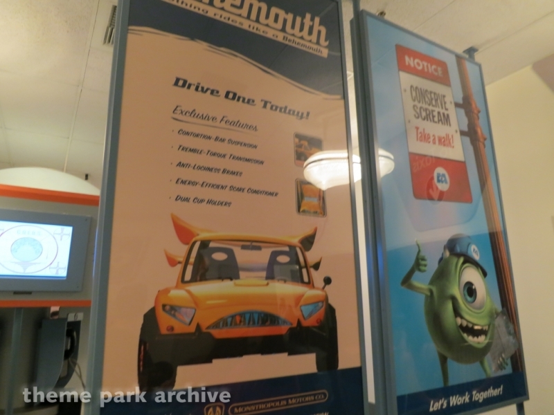 Monsters Inc. Mike & Sulley to the Rescue at Disney California Adventure