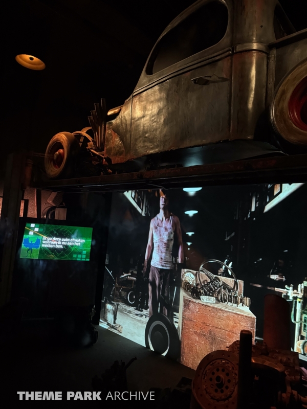 Val Helsings Factory at Movie Park Germany