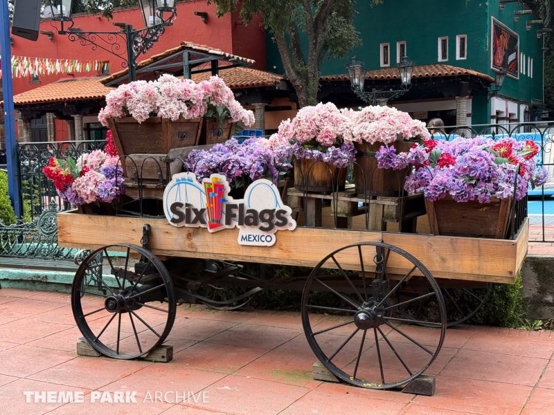 Misc at Six Flags Mexico