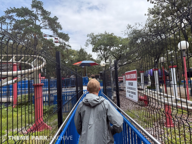 Superman Krypton Coaster at Six Flags Mexico