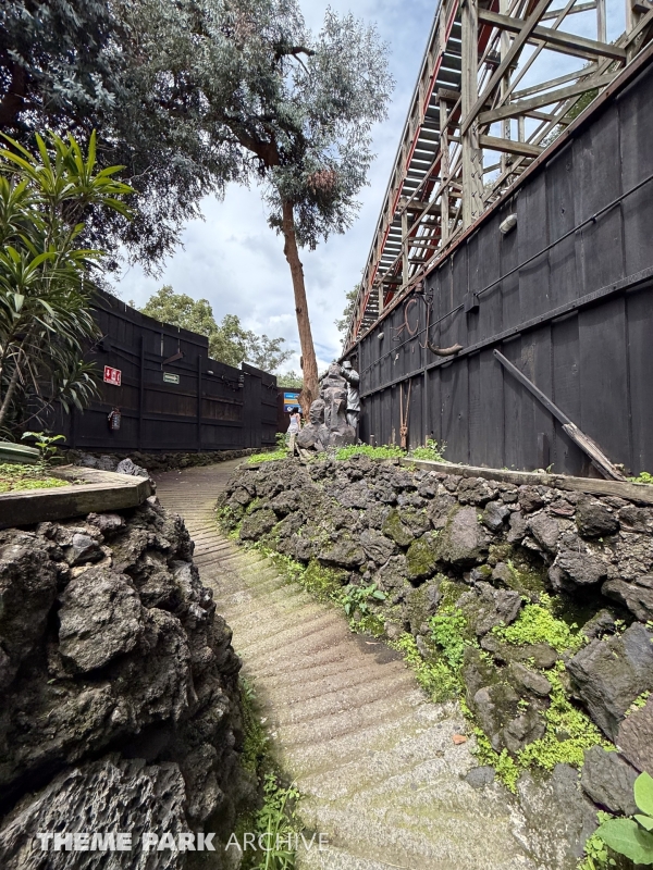 Medusa Steel Coaster at Six Flags Mexico