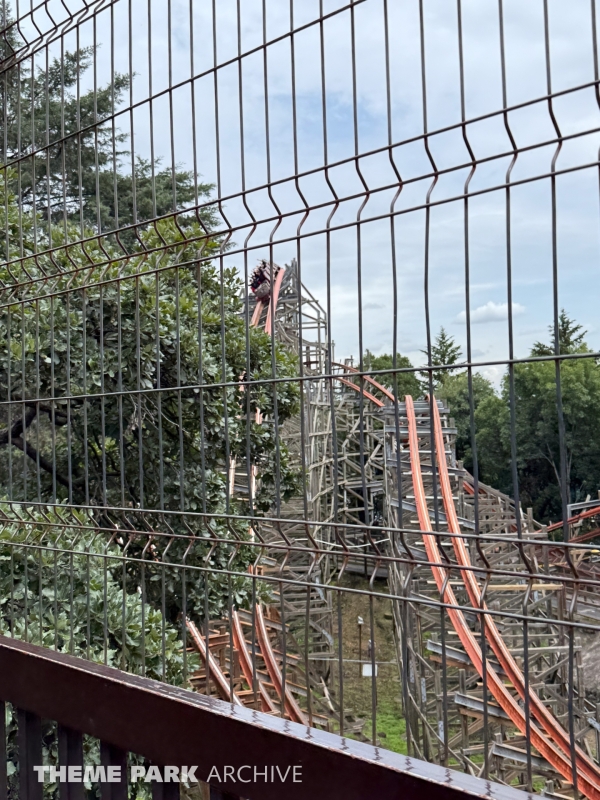 Medusa Steel Coaster at Six Flags Mexico