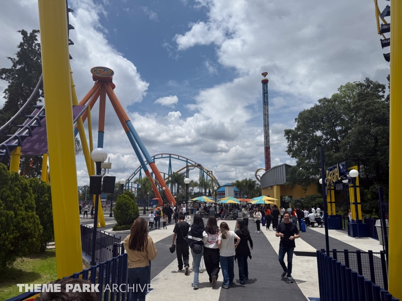 Misc at Six Flags Mexico