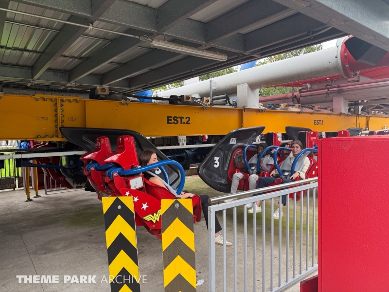 Wonder Woman Coaster at Six Flags Mexico