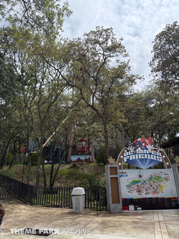 Misc at Six Flags Mexico