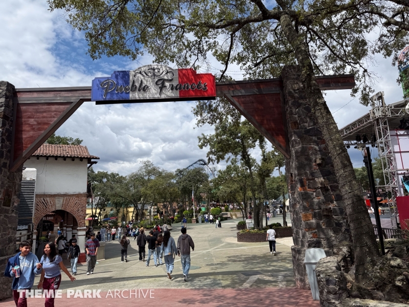 Misc at Six Flags Mexico