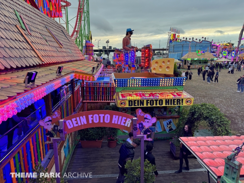 Wilde Maus XXL at Rheinkirmes Funfair