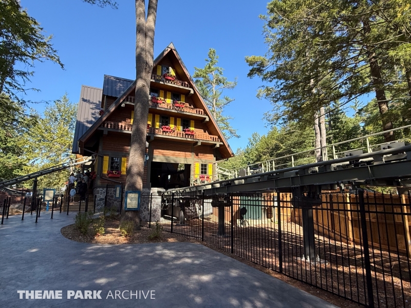 Yeti Trek at Santa's Village Muskoka's Theme Park