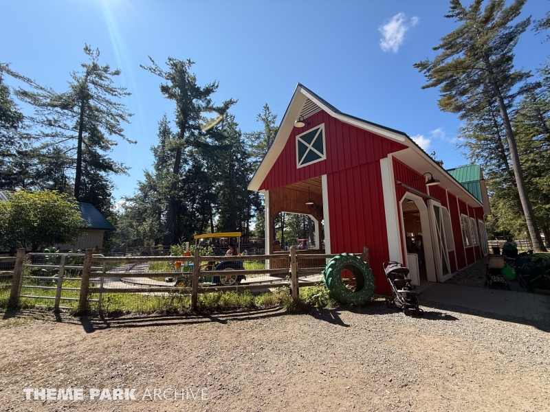 Santa's Farm Tractor Ride at Santa's Village Muskoka's Theme Park