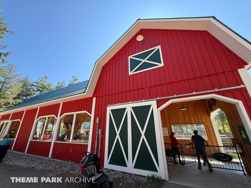 Santa's Farm Tractor Ride at Santa's Village Muskoka's Theme Park