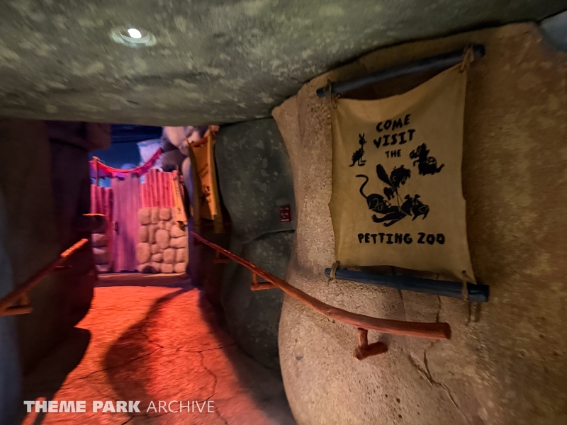 THE FLINTSTONES Bedrock River Adventure at Warner Bros. World Abu Dhabi
