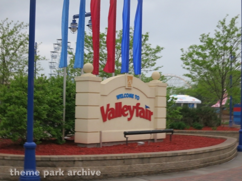 Entrance at Valleyfair
