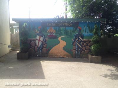 Wild Waves Theme Park