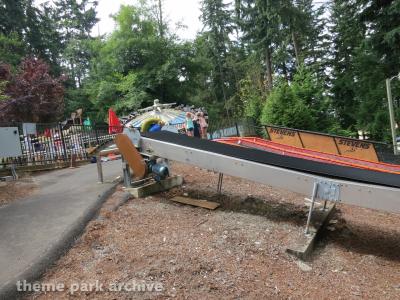 Wild Waves Theme Park