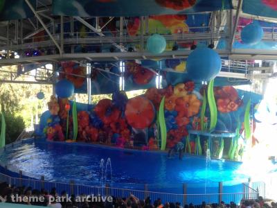 Cirque Dreams Splashtastic