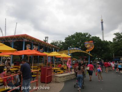 Six Flags Over Texas