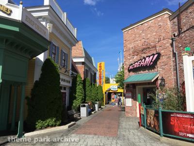 Six Flags New England