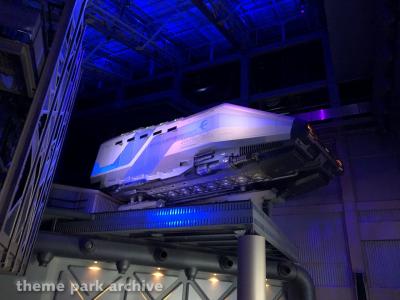 Star Tours The Adventures Continue
