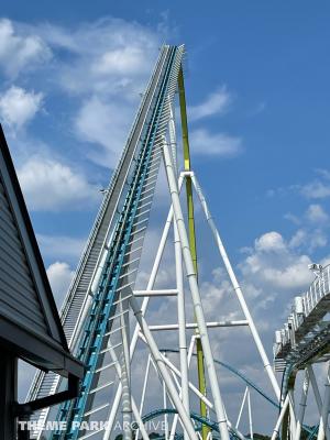 Fury 325