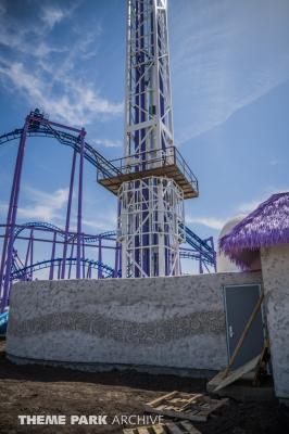 Skyborne Drop Tower