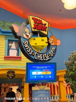 TOM AND JERRY Swiss Cheese Spin